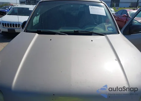 2001 Ford Escape Xlt z USA, uszkodzony, nr VIN 1FMYU03131KA15458